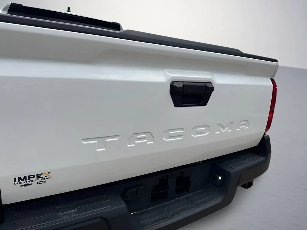 Used 2025 White Toyota SR image 27