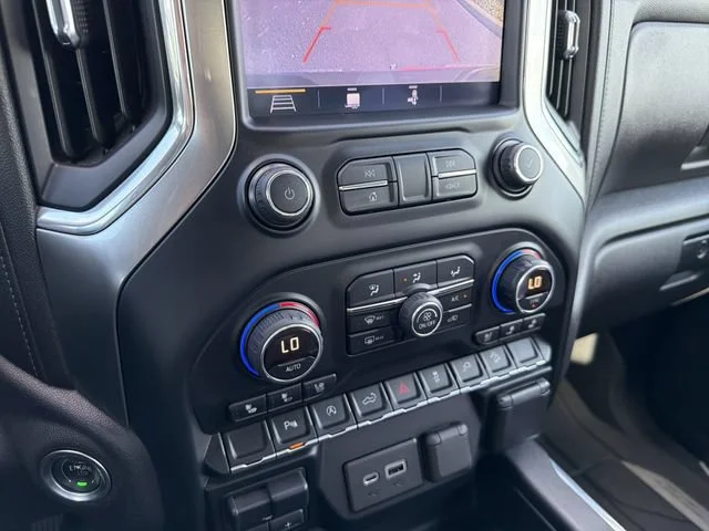 Used 2019 BLACK Chevrolet LTZ image 24