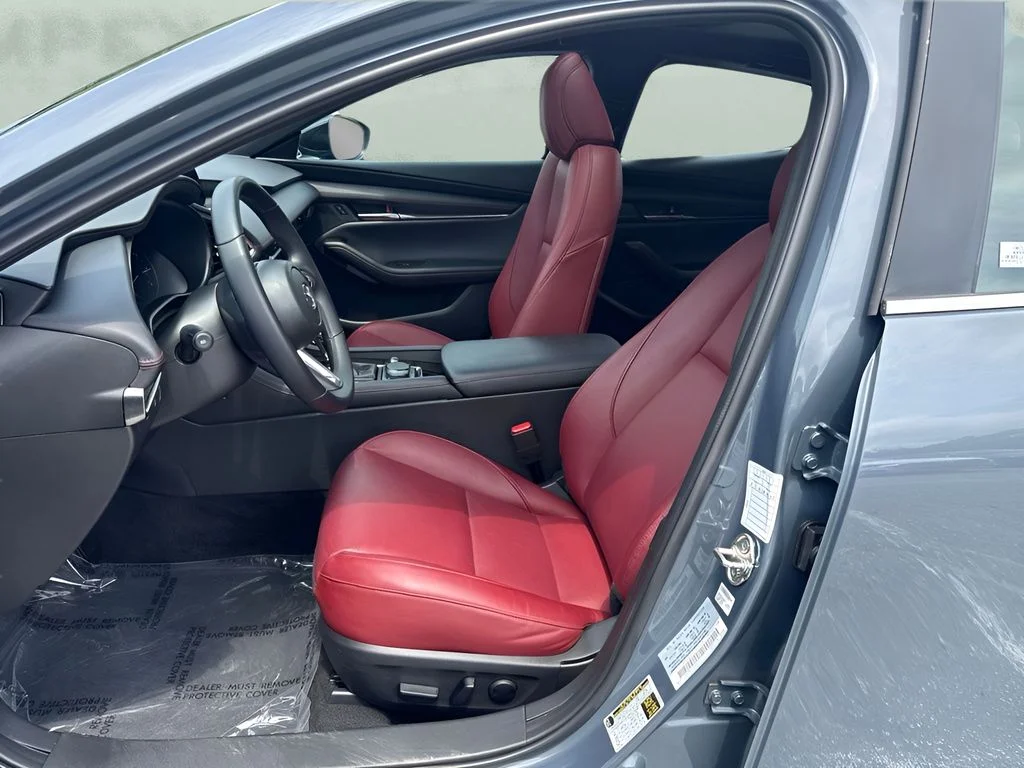 Used 2026 Gray Mazda 2.5 S Carbon Edition image 9