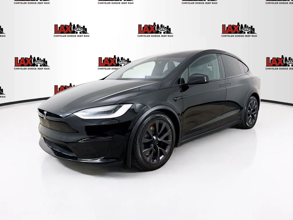 Used 2023 Black Tesla Standard Range image 3