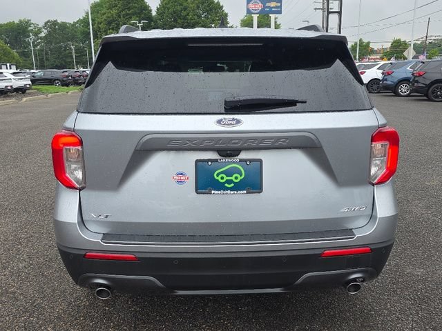 Used 2024 Silver Ford XLT image 15