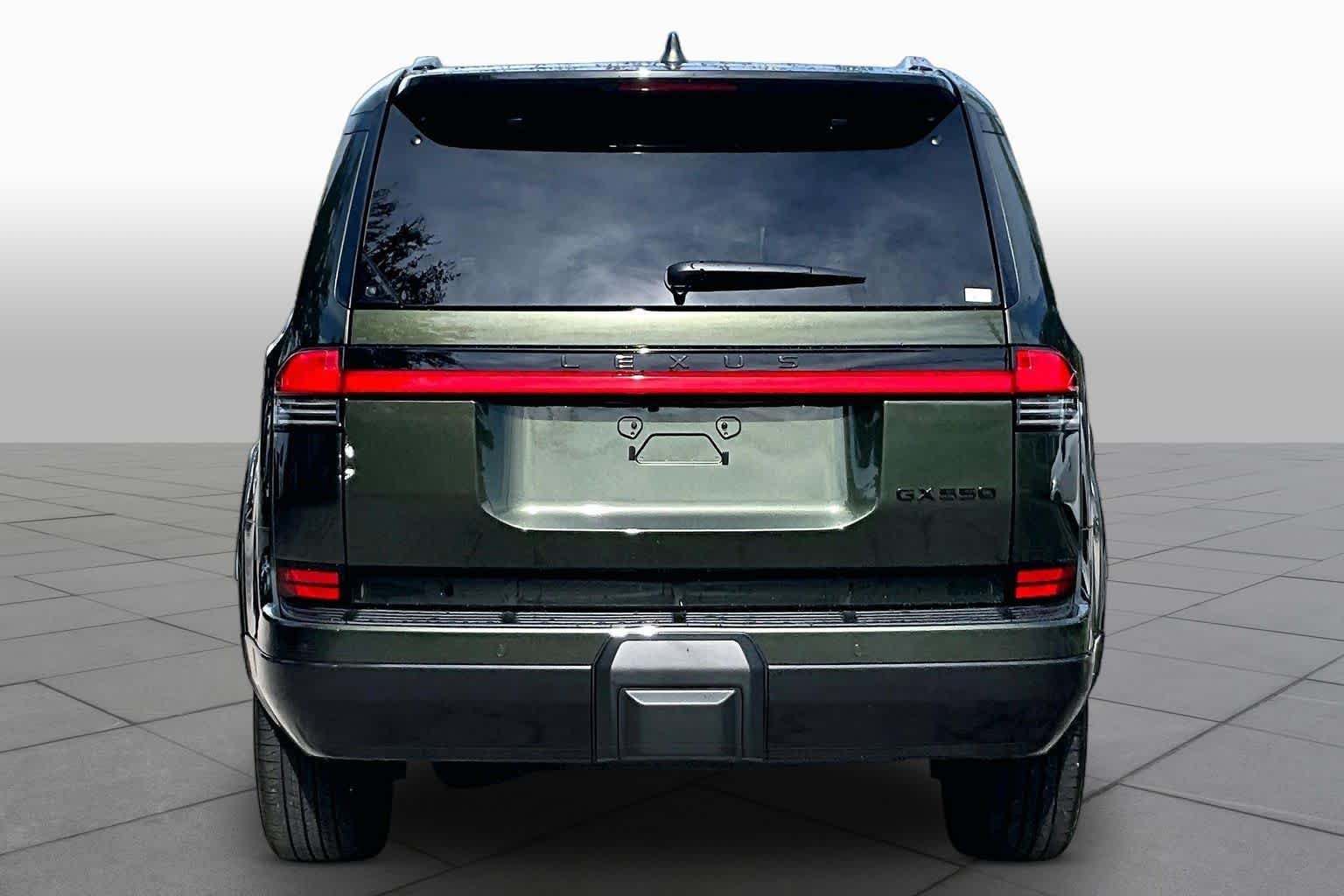 Used 2026 Nori Green Pearl Lexus Luxury image 5