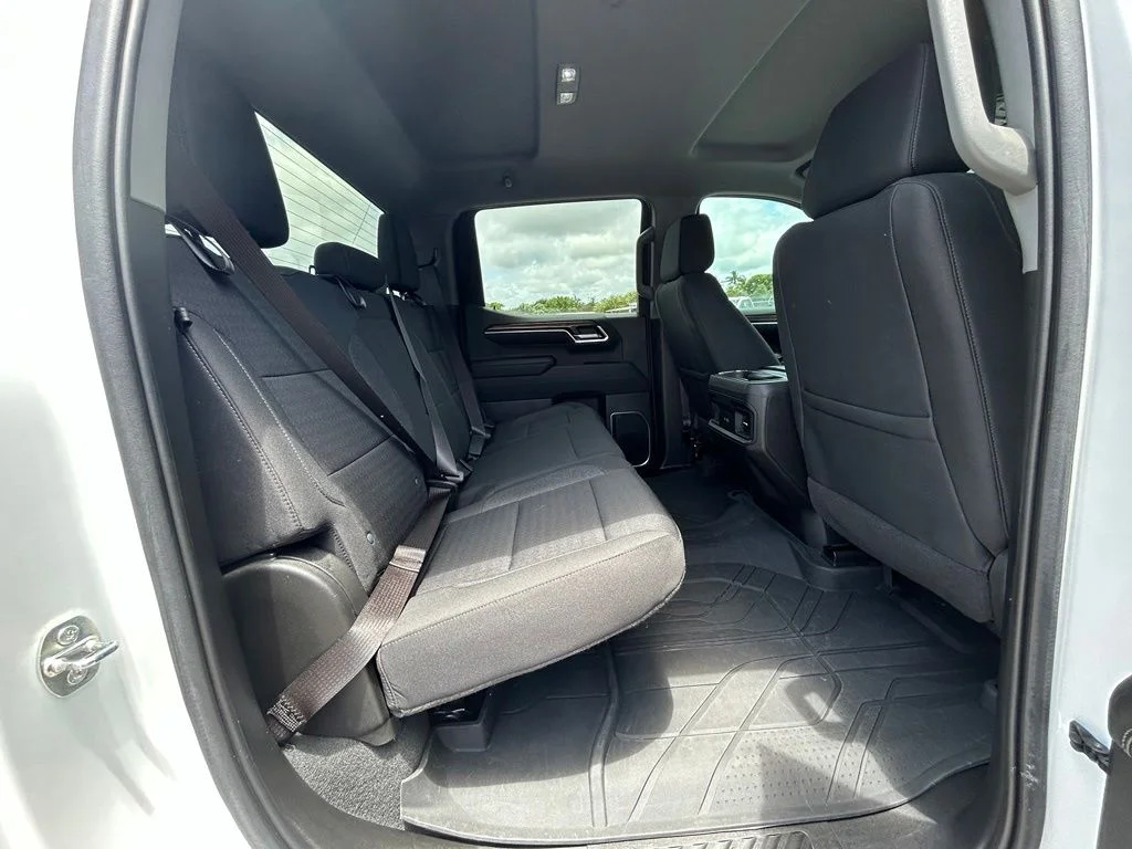 Certified Used 2022 Summit White Chevrolet RST image 30
