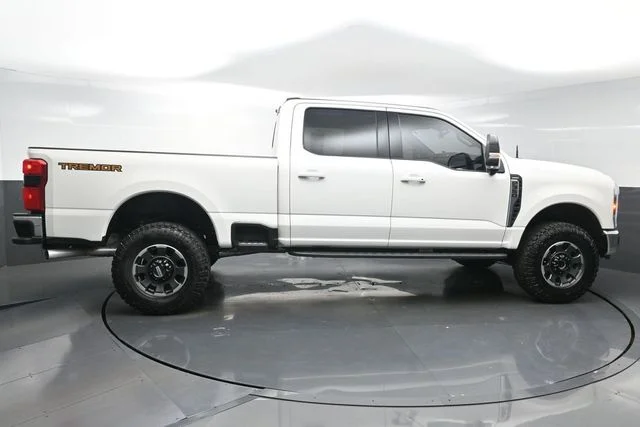 Used 2024 White Ford Lariat image 8
