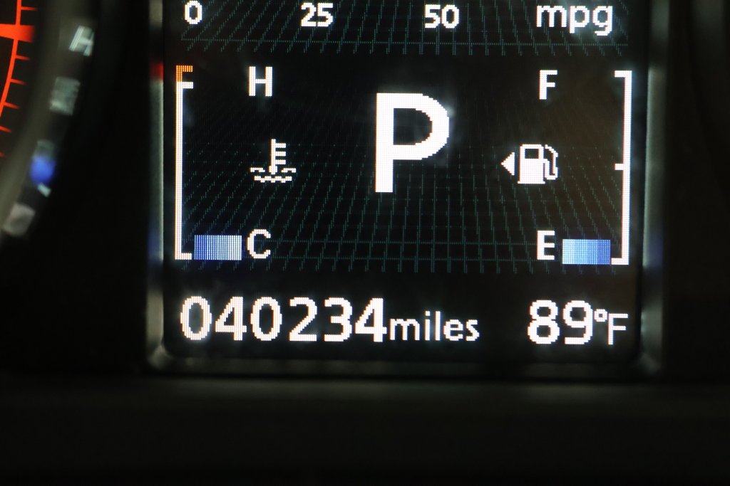 Used 2024  Mitsubishi 2.0 ES image 13