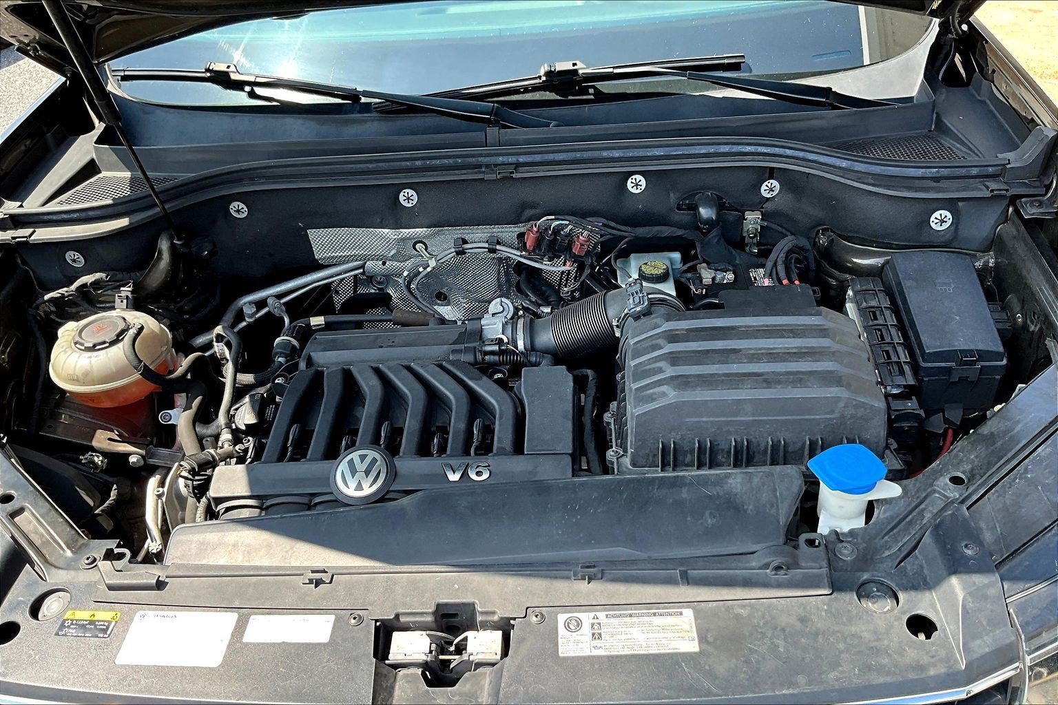 Used 2019 Brown Volkswagen 3.6L V6 SE image 26