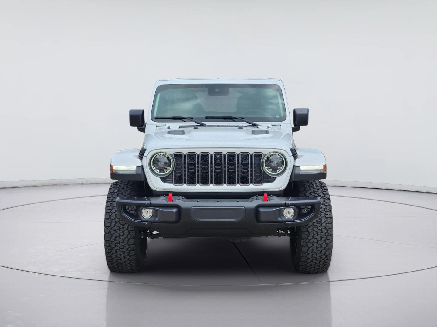 2025 Jeep Wrangler photo 2 of 34