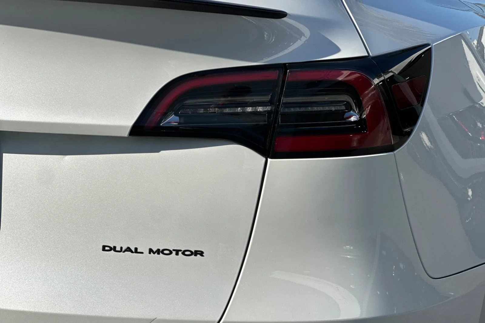 Used 2020 WHITE Tesla Long Range image 25