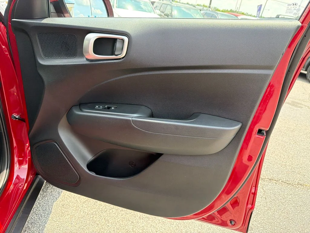 Used 2025 Red Hyundai SE image 14