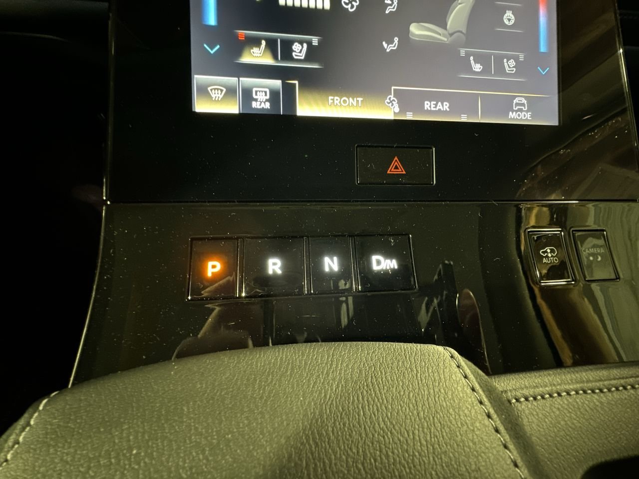 2025 INFINITI QX80 Sensory 4WD - Photo 25