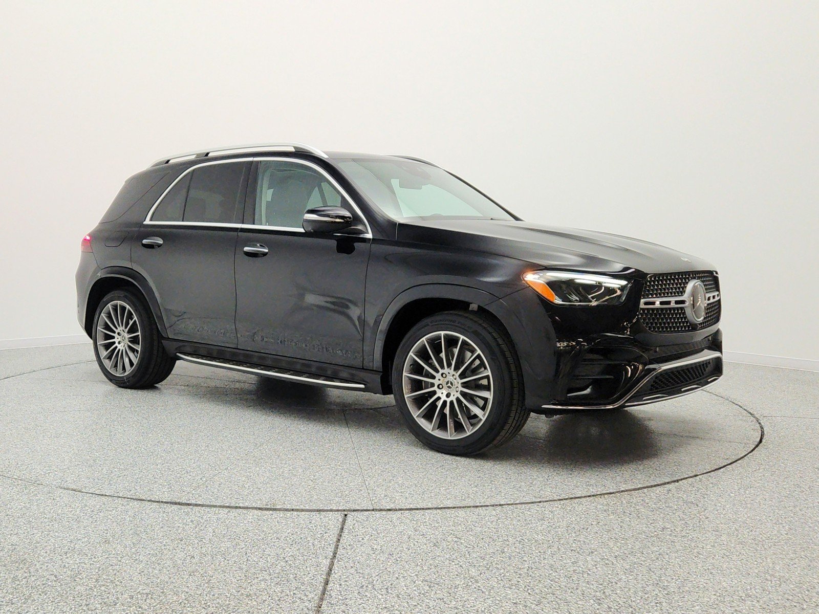 Used 2024 Black Mercedes-Benz GLE 350 4MATIC® SUV image 3