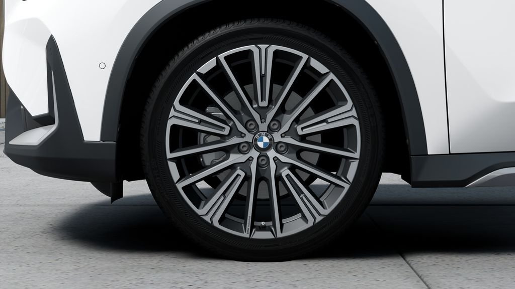 New 2026 Alpine White BMW xDrive28i image 29