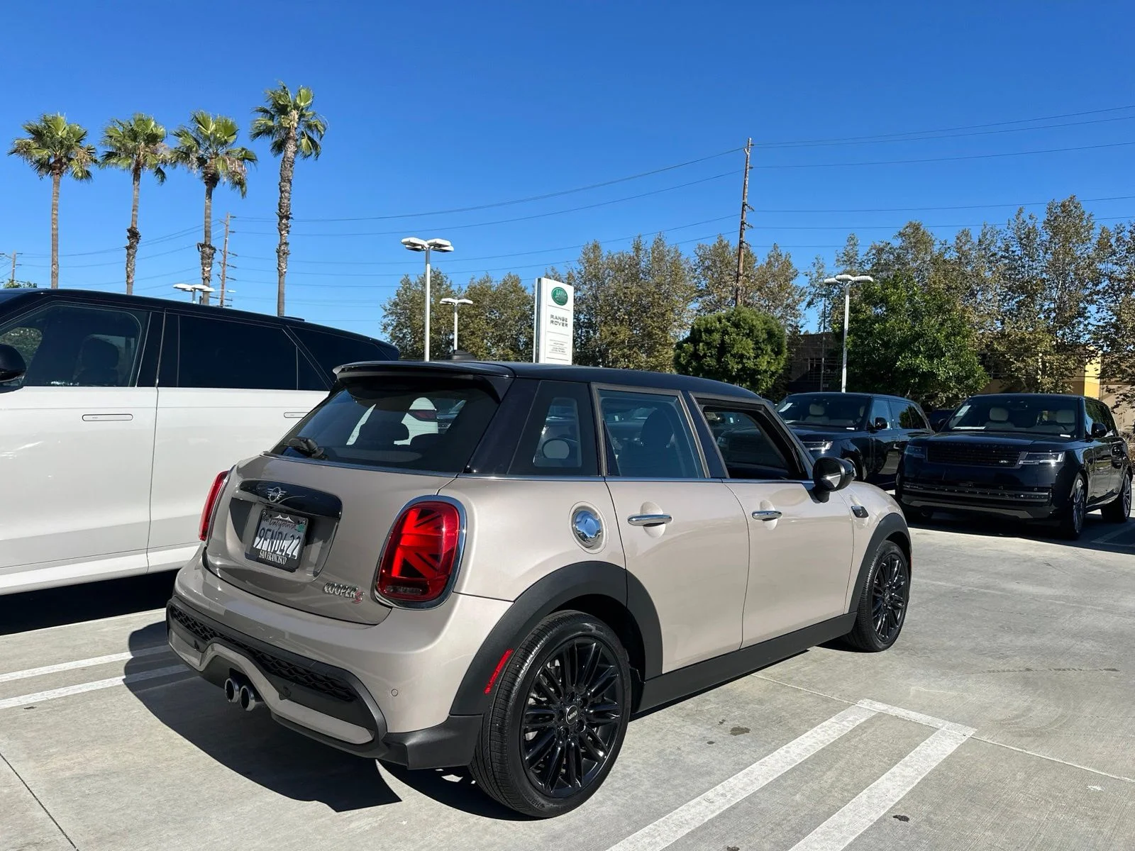 Used 2023 Rooftop Gray Metallic MINI  image 3