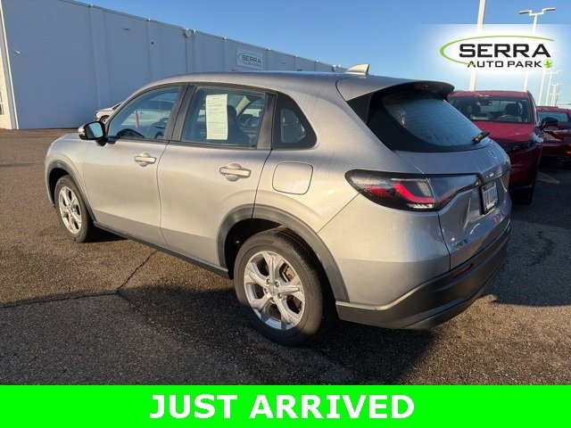 2023 Honda HR-V LX photo 4