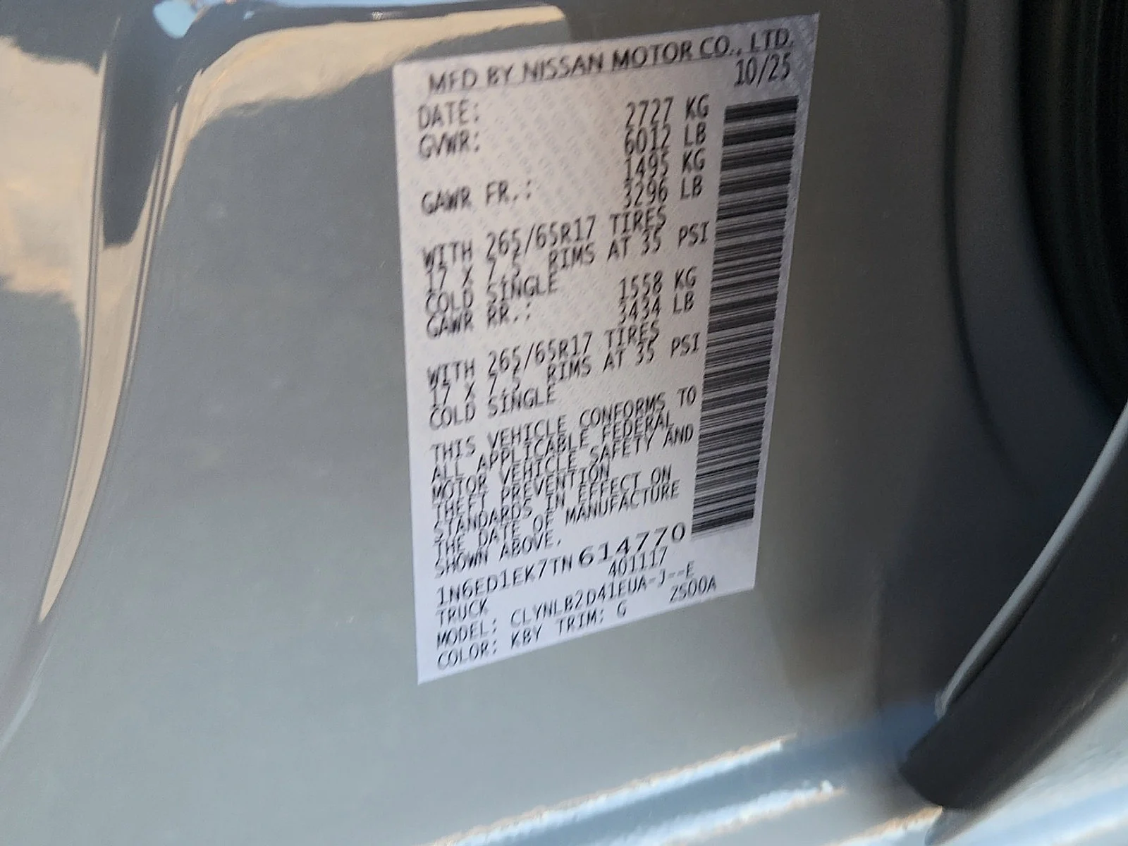 New 2026 Boulder Gray Pearl Nissan Crew Cab SV image 16
