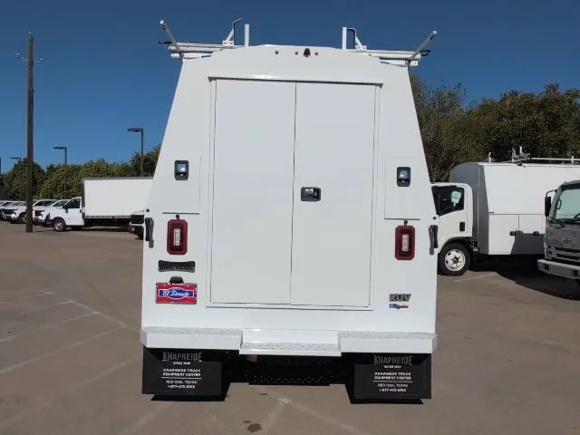 New 2025 Arc White Chevrolet 1WT image 17