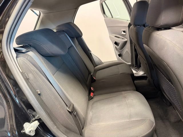 Used 2019 Black Metallic Chevrolet LS image 27