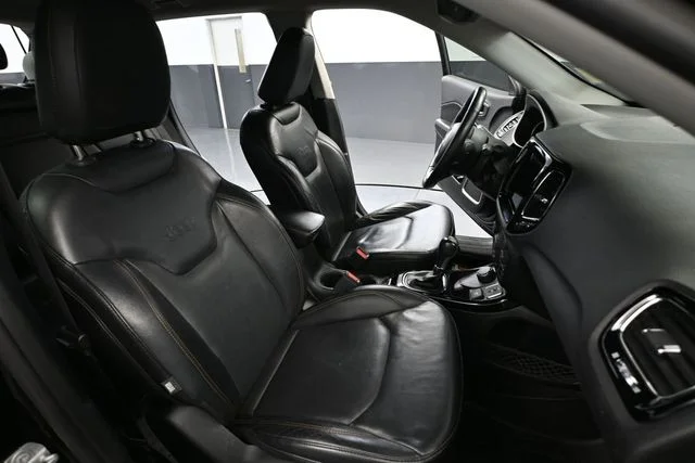 Used 2017 Black Jeep Limited image 42