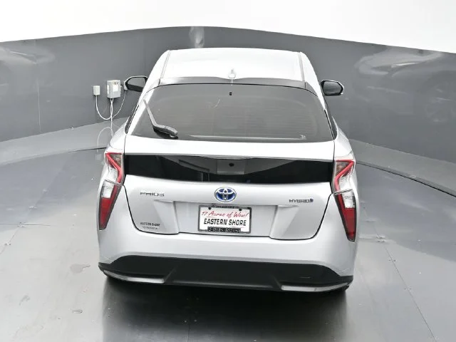 Used 2016 Silver Toyota Four Touring image 41
