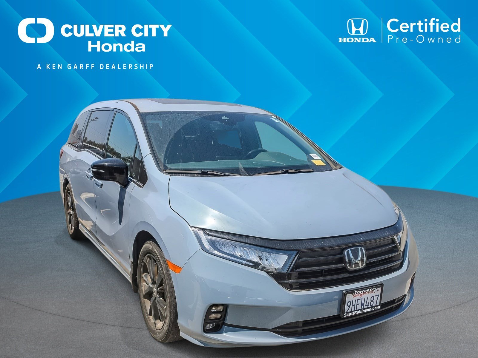 2023 Honda Odyssey SPORT's photo