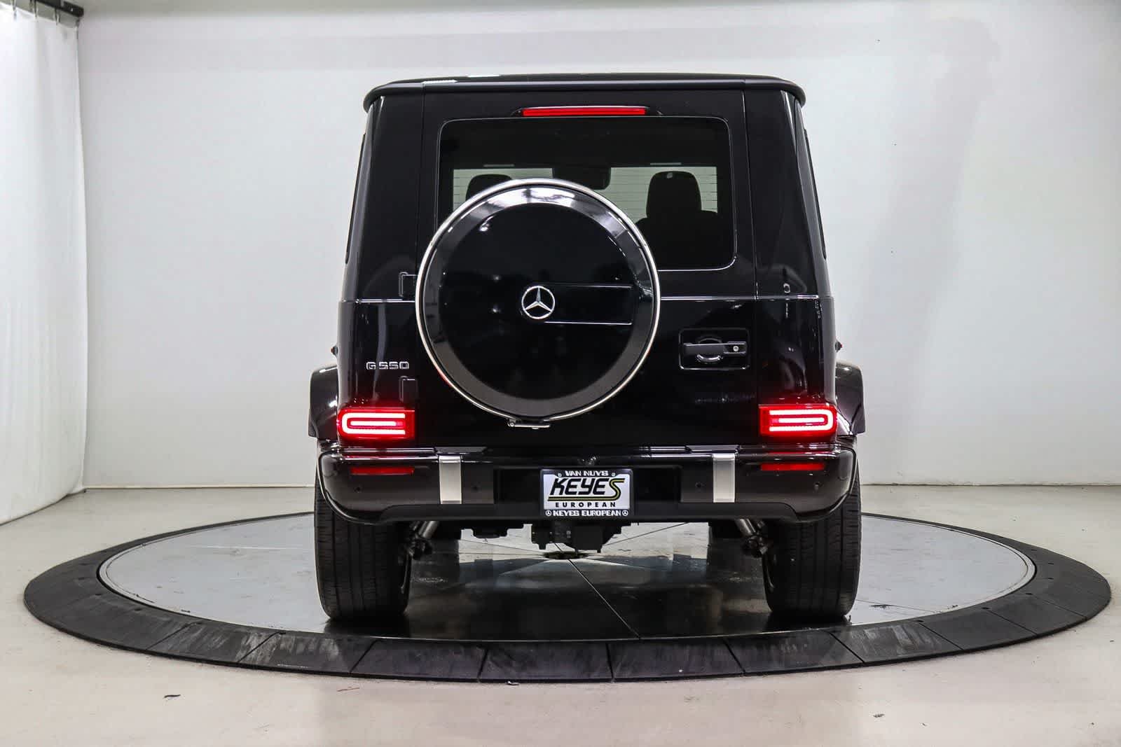 Used 2025 Obsidian Black Metallic Mercedes-Benz G 550 image 3
