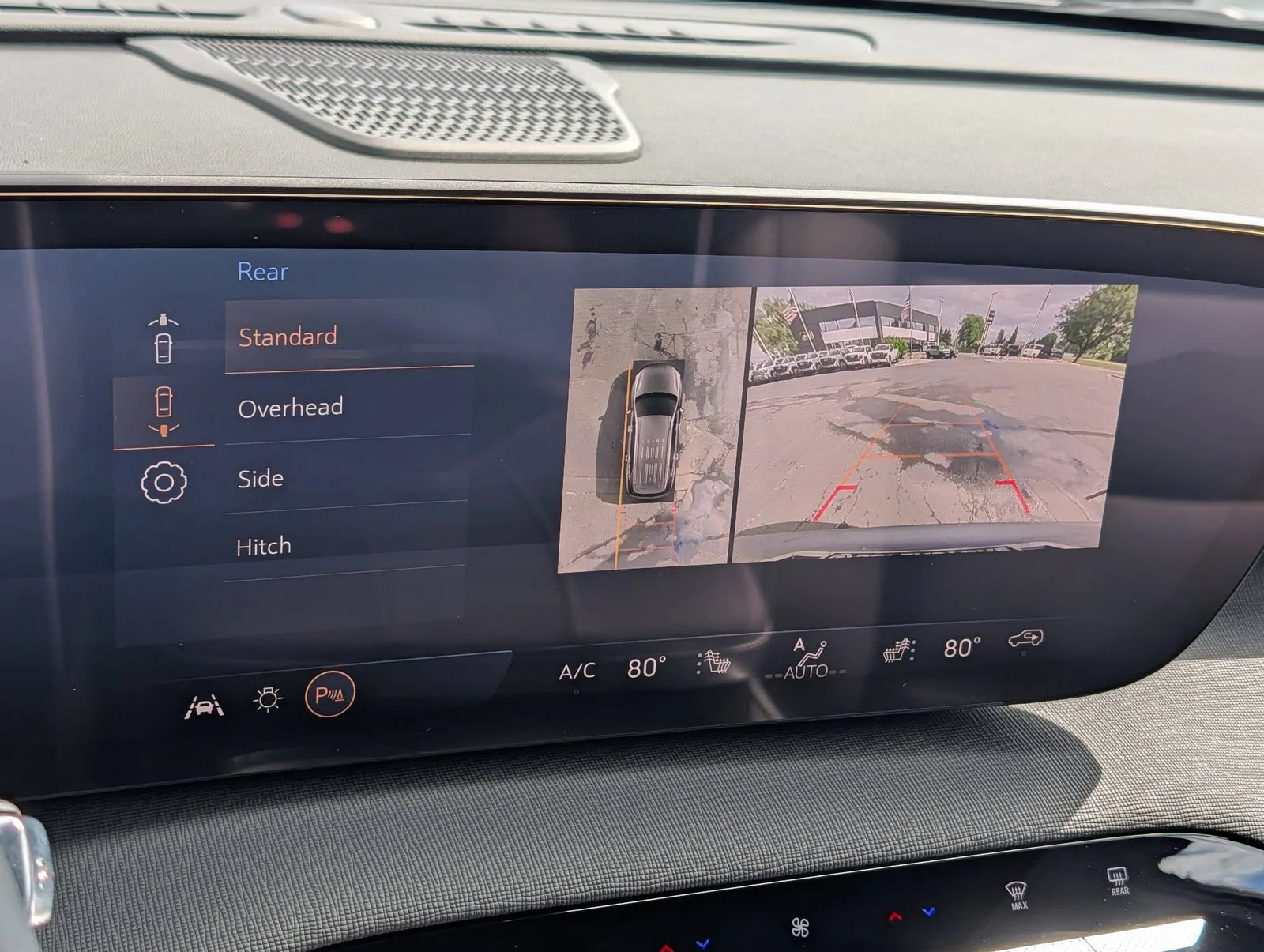 2026 Buick Enclave Preferred - Photo 13