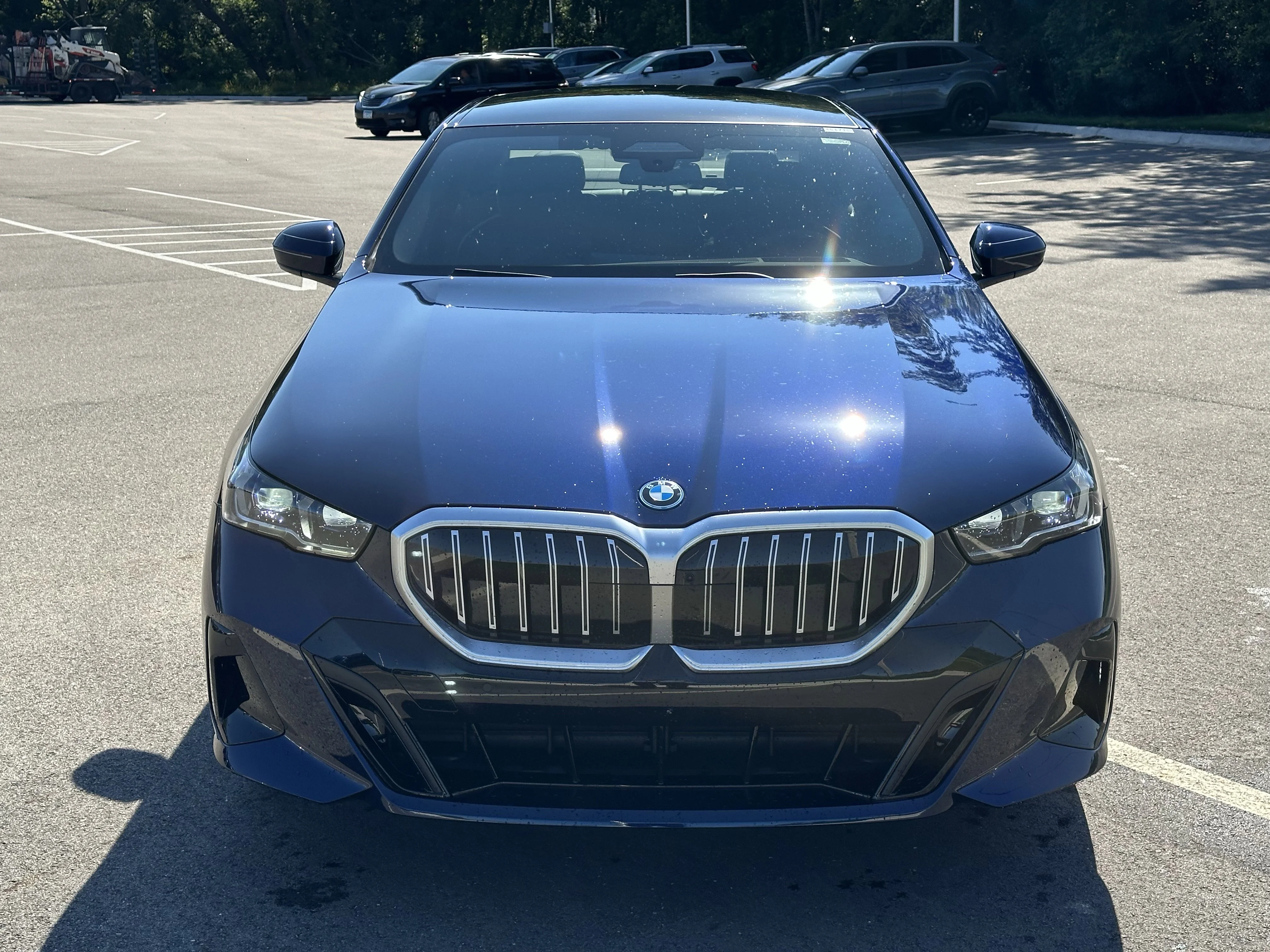 2026 BMW 5 Series 550e - Photo 2