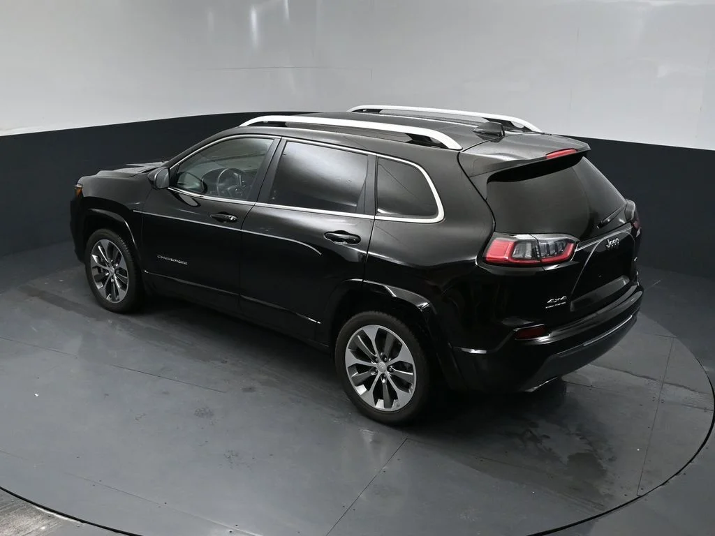 Used 2019 Black Jeep Overland image 40