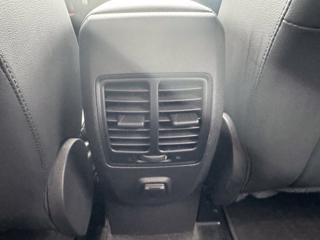 Used 2018 Oxford White Ford SE image 20