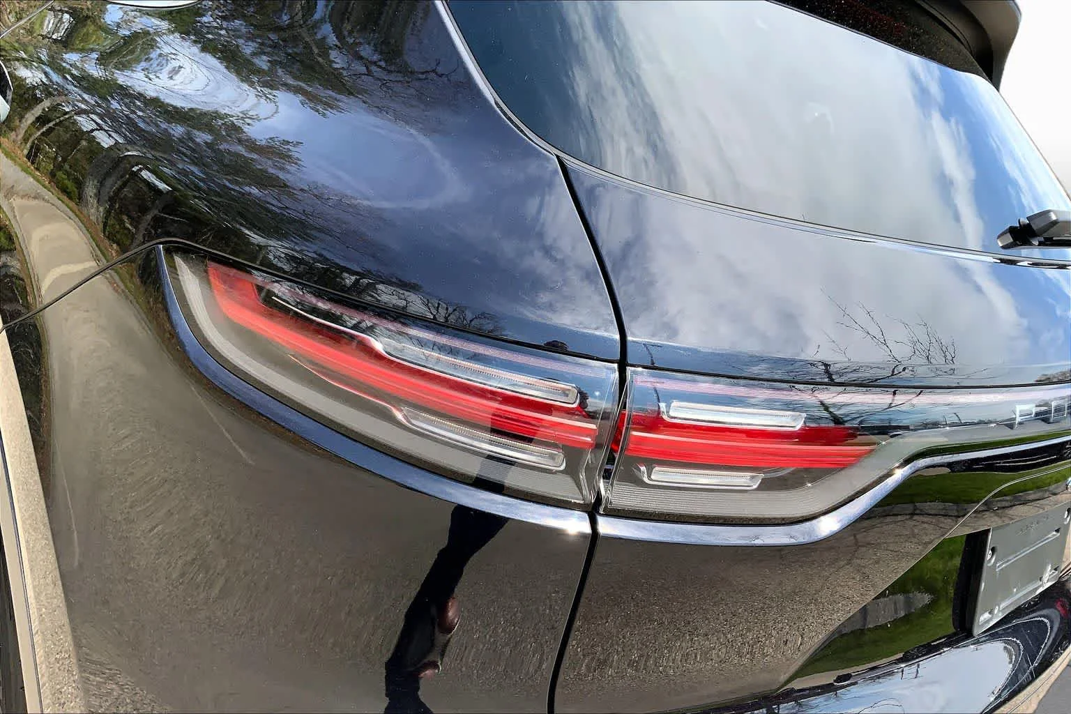 Used 2019 Black Porsche  image 41