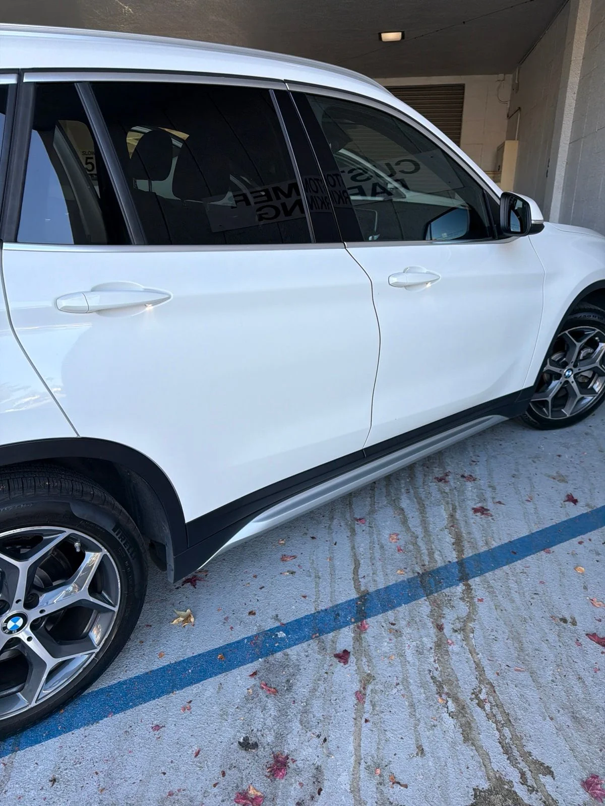 Used 2019 White BMW xDrive28i image 7