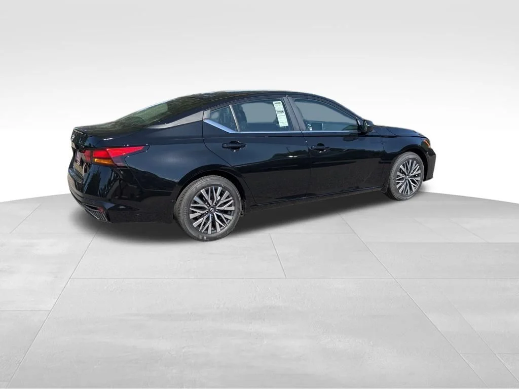 New 2026 Super Black Nissan SV image 4