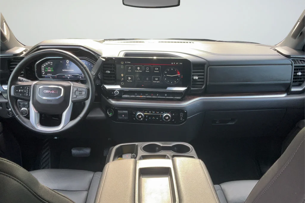 2025 GMC Sierra 1500 SLT - Photo 12