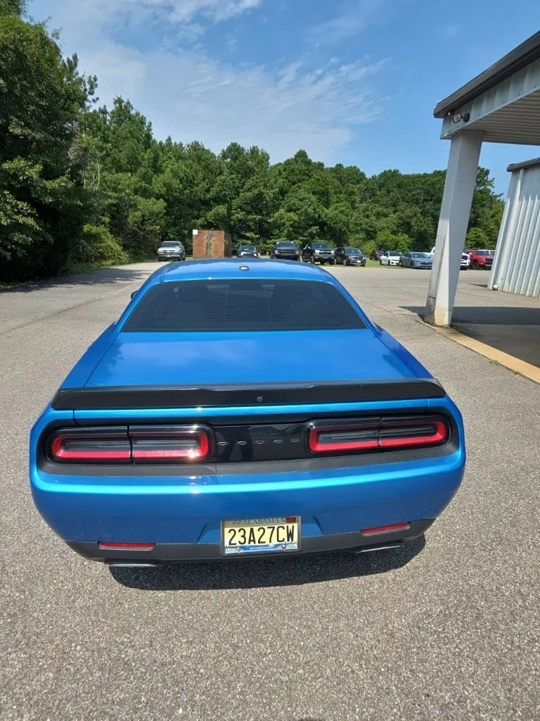 Used 2023 Blue Dodge SXT image 4