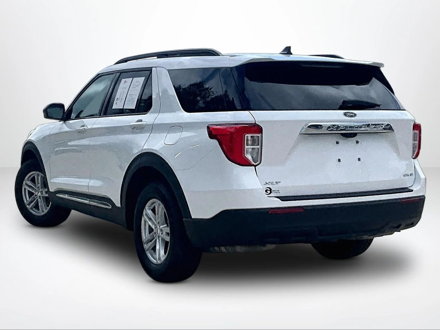 Used 2022 White Ford XLT image 14