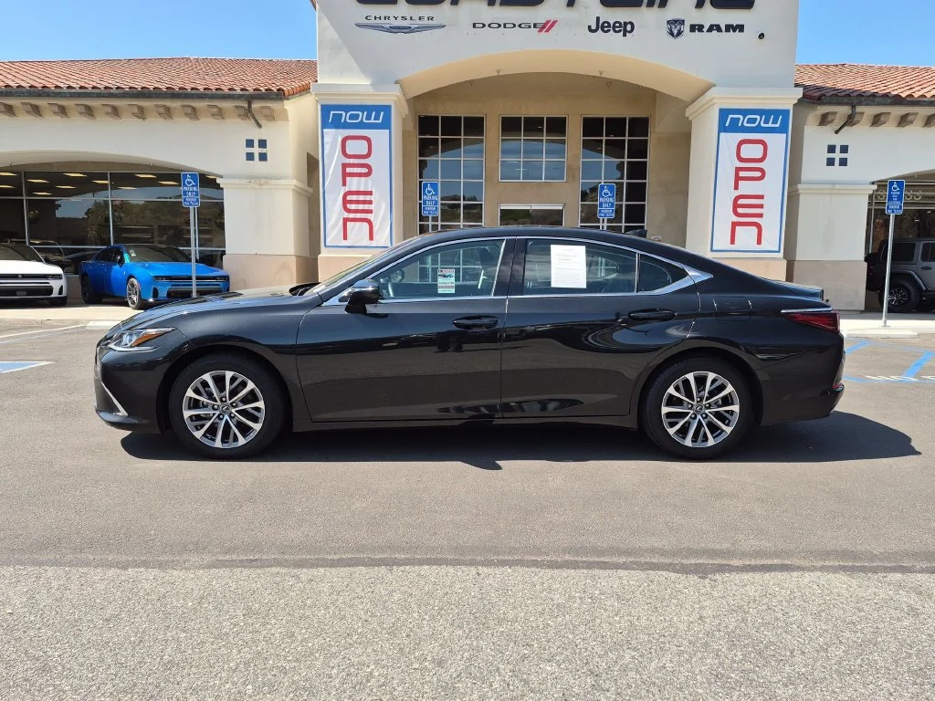 Used 2024 Black Lexus 350 image 8