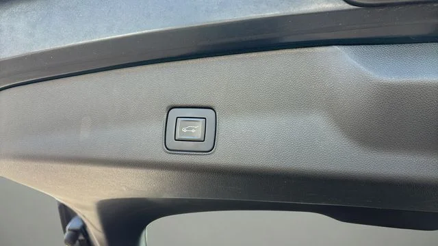 Used 2021 Blue Chevrolet ACTIV image 34