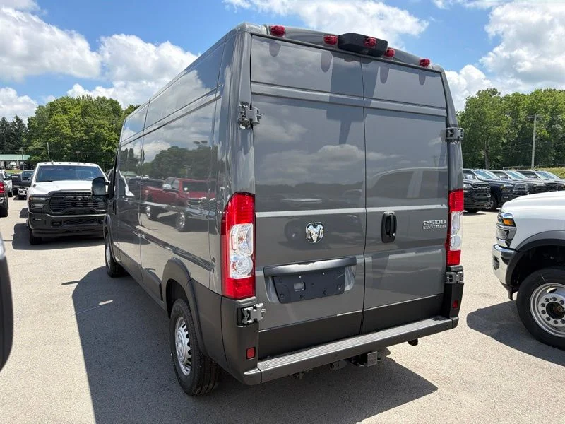 New 2026 Ceramic Gray Clear-Coat Exterior Paint RAM High Roof image 5