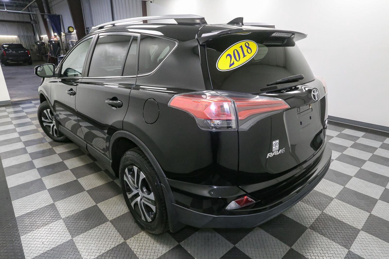 Used 2018 Black Toyota LE image 9