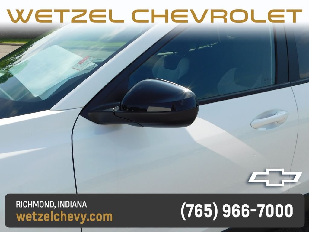 Used 2024 White Chevrolet 1RS image 11