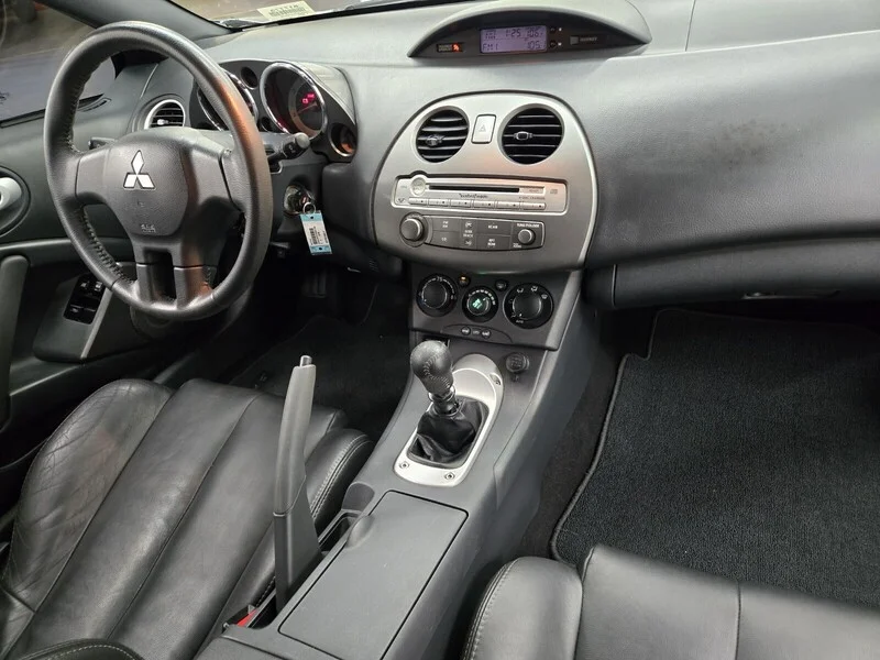 Used 2007  Mitsubishi GT image 11