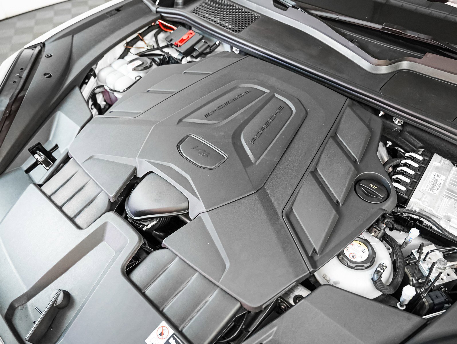 2026 Porsche Cayenne Coup E-Hybrid - Photo 12
