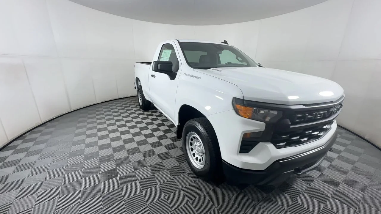 New 2026 Summit White Chevrolet WT image 86