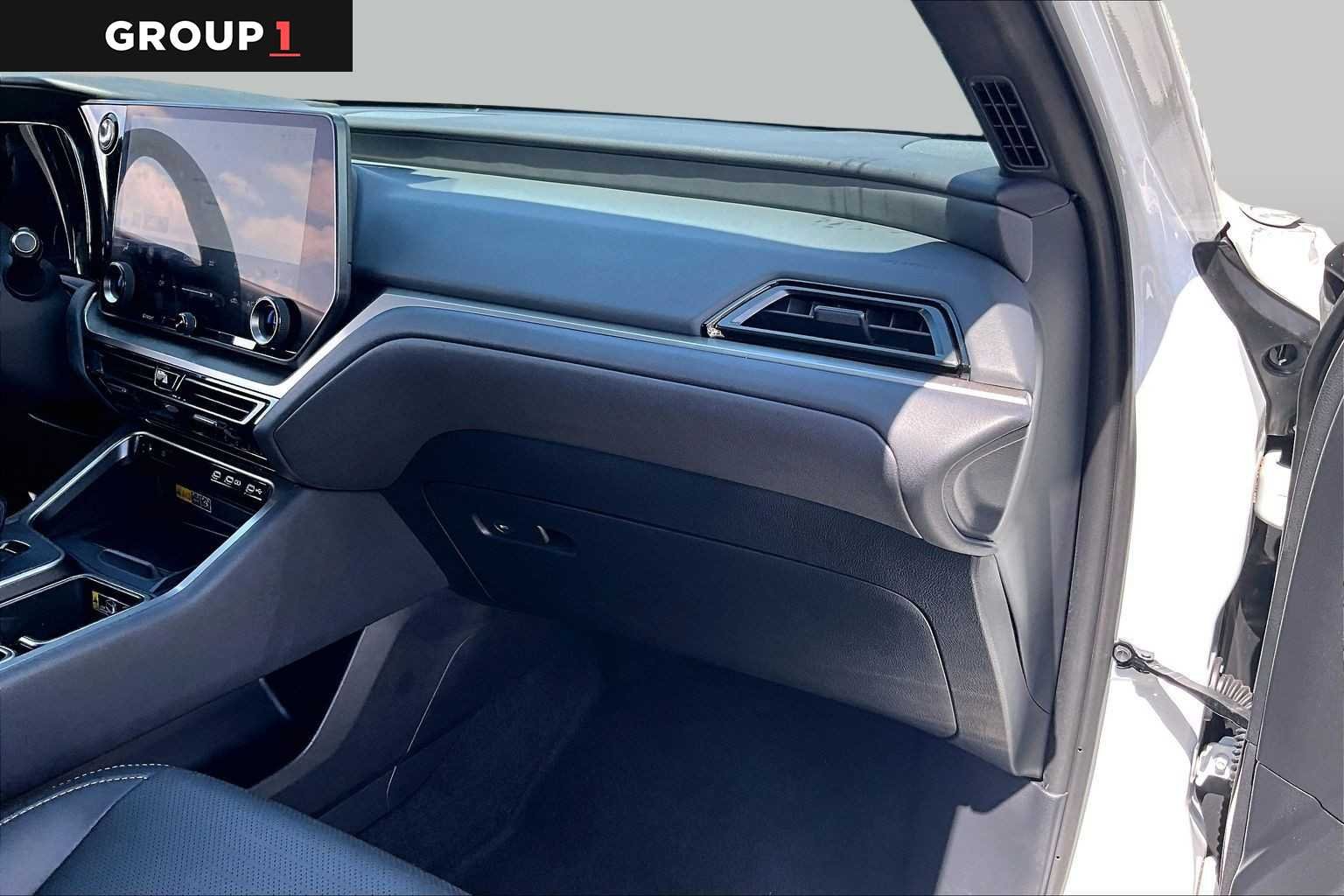 Certified Used 2024 WIND CHILL PEARL Lexus Premium image 17