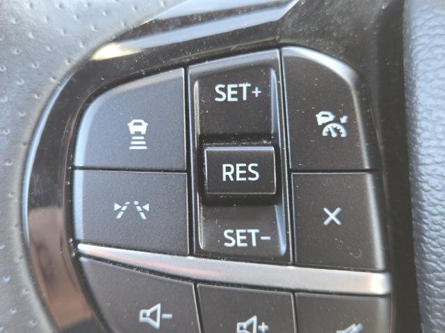 Used 2025 Black Metallic Ford  image 14