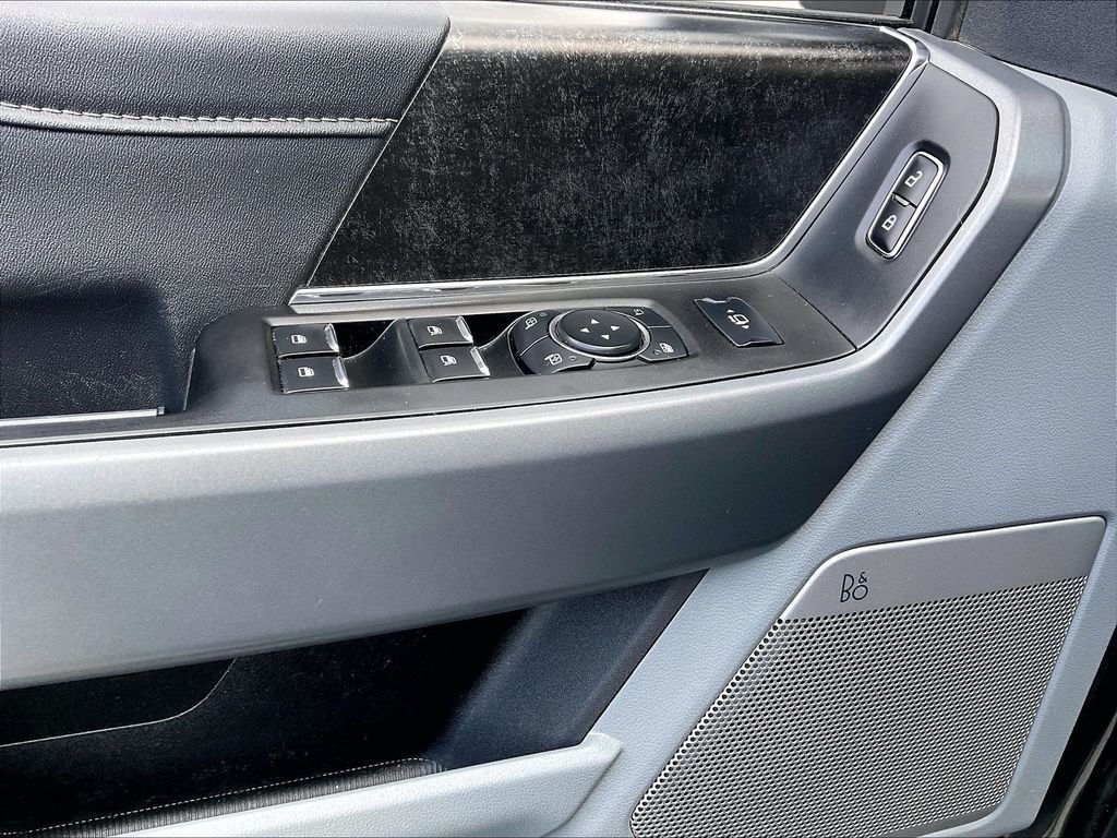 Used 2024 Carbonized Gray Metallic Ford XLT image 38