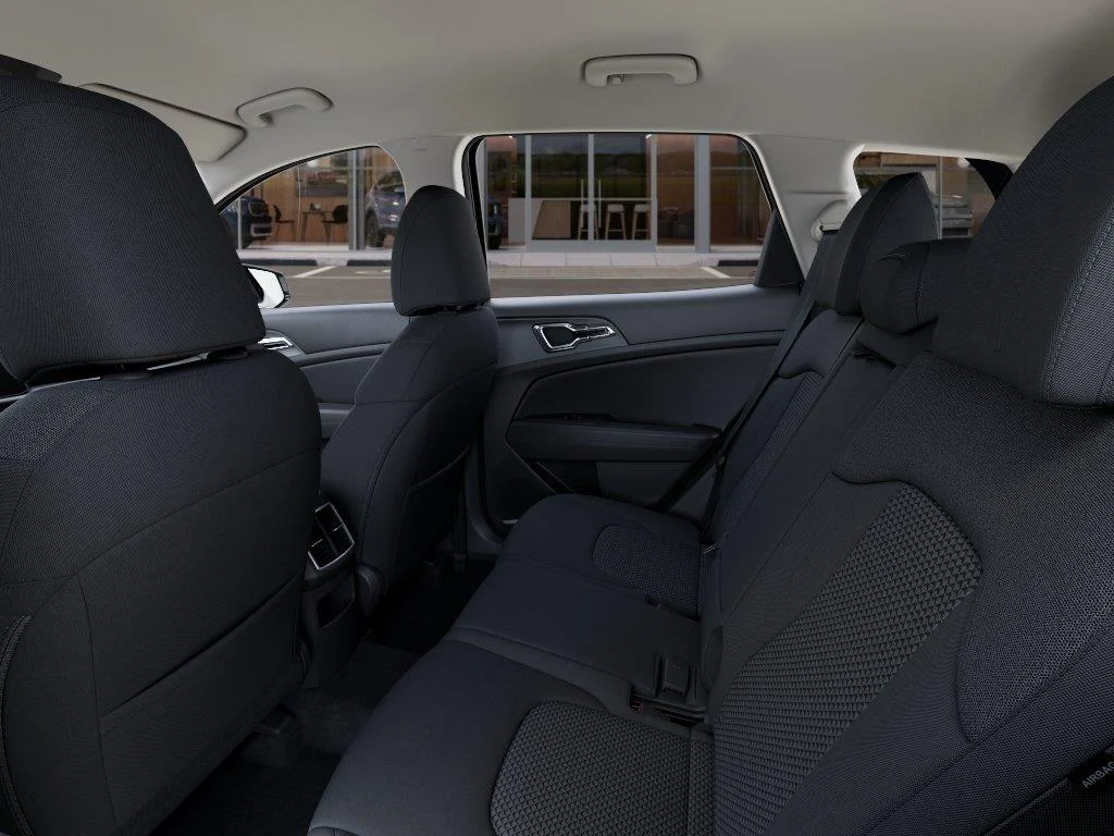 New 2027 Fusion Black Kia S image 18