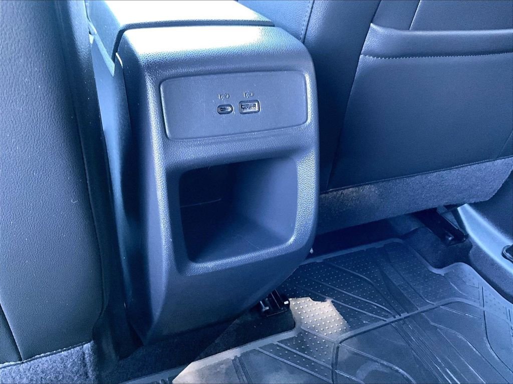 Used 2024 Black Chevrolet 2RS image 27