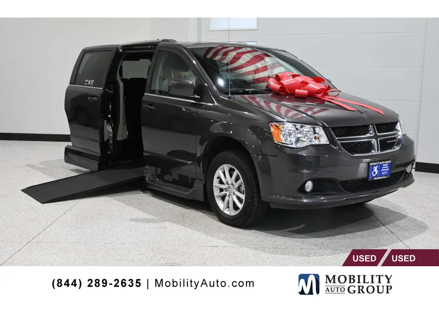 Used 2019 GRAY Dodge SXT Mobility Handicap Van image 1