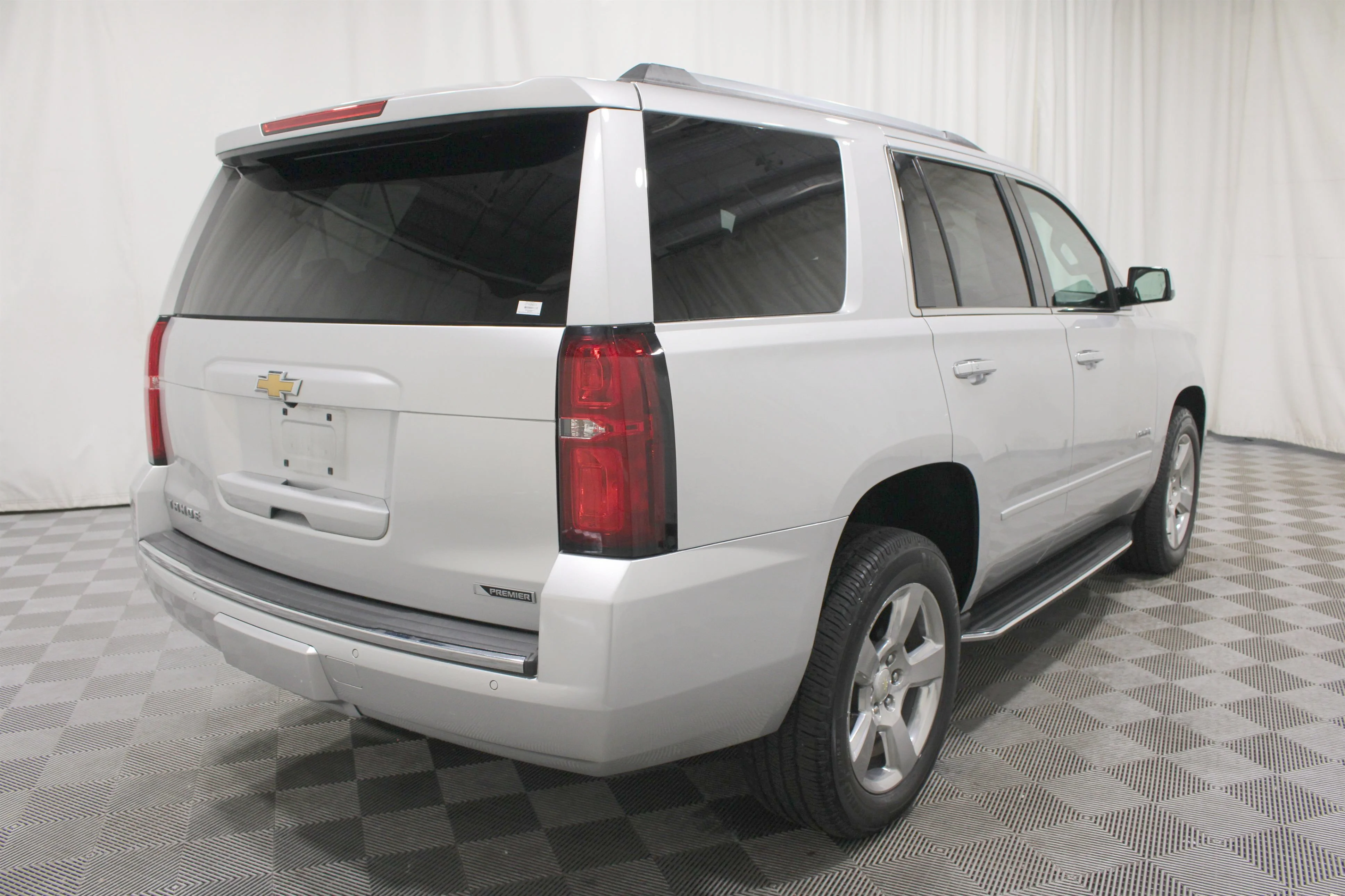 2017 Chevrolet Tahoe Premier - Photo 29